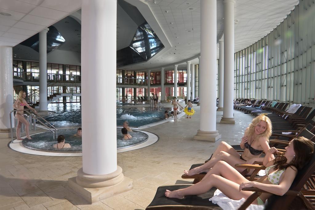 Spa Resort Pawlik-Aquaforum Františkovy Lázně Zewnętrze zdjęcie