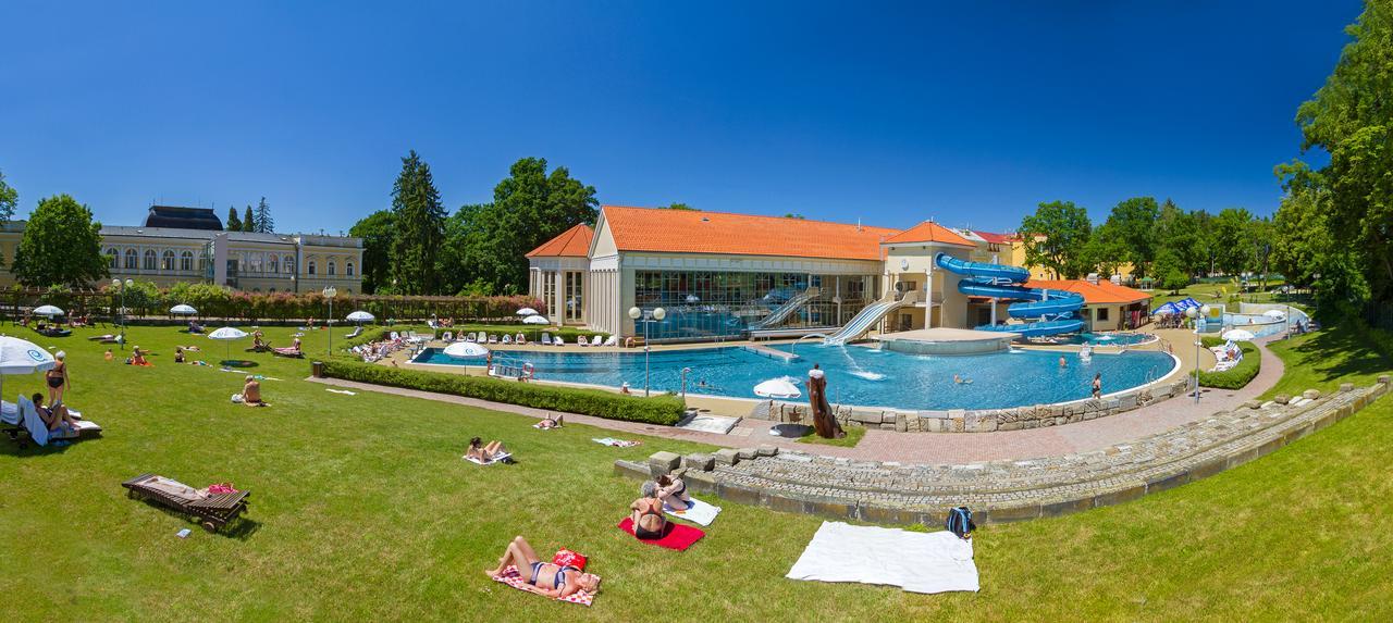 Spa Resort Pawlik-Aquaforum Františkovy Lázně Zewnętrze zdjęcie